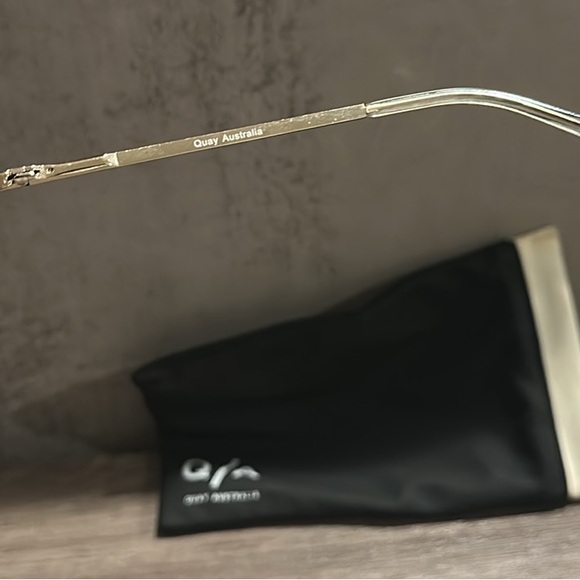 Quay Australia Mirrored Tell Me Why Sunglasses - Picture 8 of 17